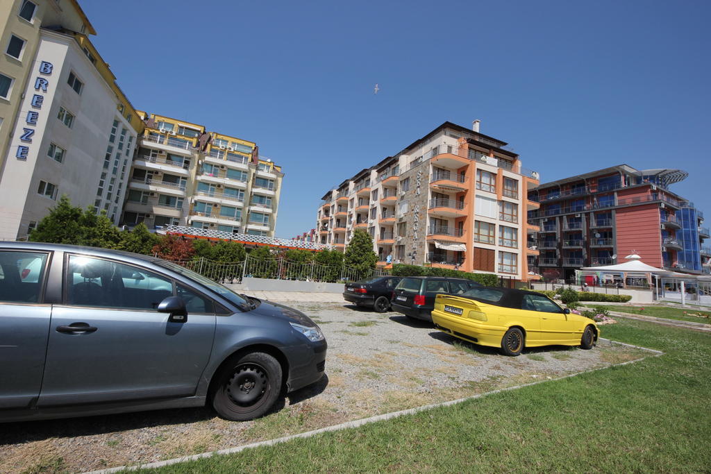 Menada Sea Regal Apartments Солнечный берег Экстерьер фото
