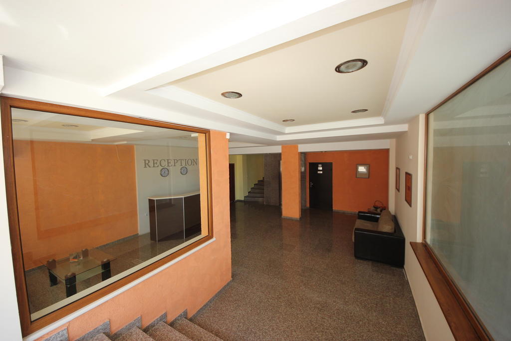 Menada Sea Regal Apartments Солнечный берег Экстерьер фото